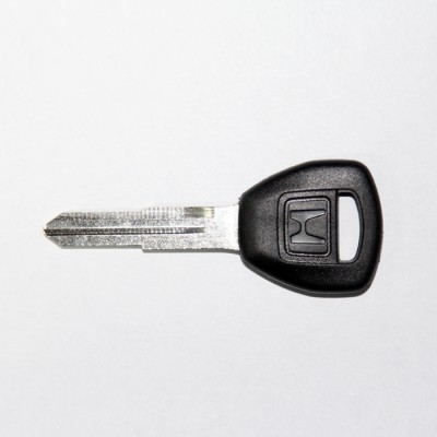Ключ с транспондером Honda (чип ключ хонда T5)